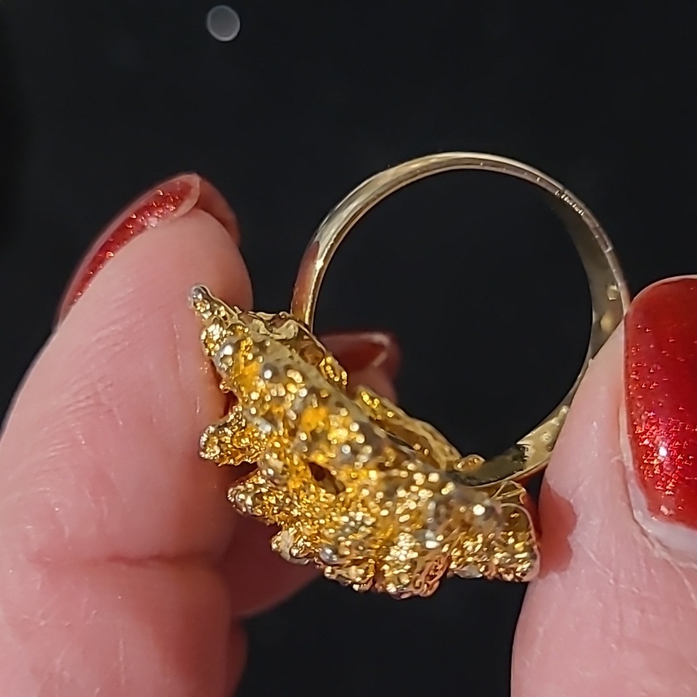 Gold/Rhinestone Ring